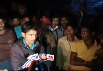 प्रयागराज: करमा बाजार में पूर्व प्रधान के पुत्र को पुलिस चौकी के पास उनकी दुकान पर अज्ञात बदमाशों ने मारी गोली प्रयागराज: करमा बाजार में पूर्व प्रधान के पुत्र को पुलिस चौकी के पास उनकी दुकान पर अज्ञात बदमाशों ने मारी गोली