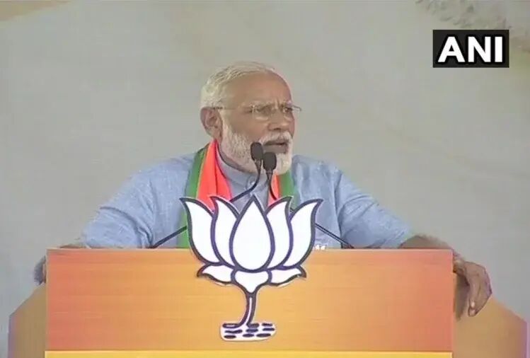 आज दुनिया में उसी की बात सुनी जाती है जो दमदार होता है- पीएम नरेंद्र मोदी आज दुनिया में उसी की बात सुनी जाती है जो दमदार होता है- पीएम नरेंद्र मोदी