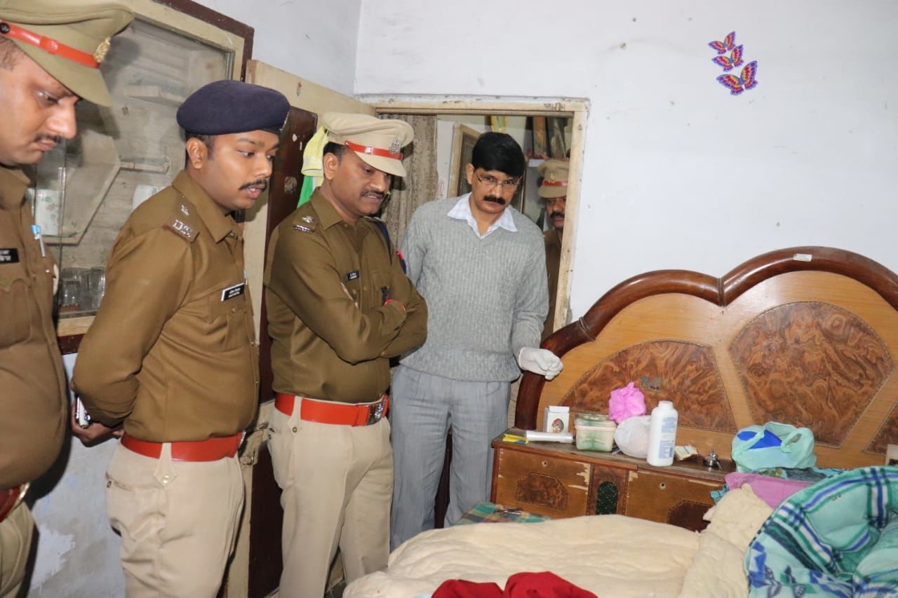 दो सगी बहनों की हत्या से दहला मुरादाबाद, पुलिस जांच में जुटी दो सगी बहनों की हत्या से दहला मुरादाबाद, पुलिस जांच में जुटी