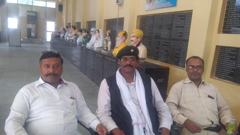 जन प्रतिनिधि पार्टी की पहली मंथन बैठक कम्पनी बाग़ मुरादाबाद में हुई सम्पन्न जन प्रतिनिधि पार्टी की पहली मंथन बैठक कम्पनी बाग़ मुरादाबाद में हुई सम्पन्न