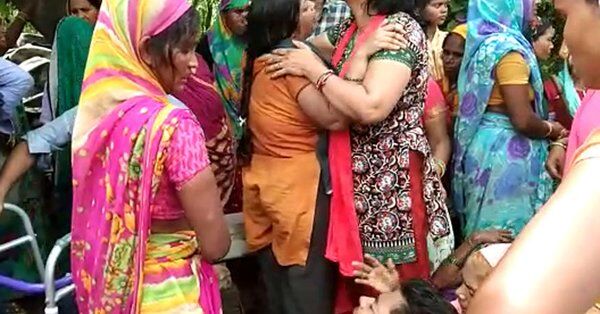 यूपी में दरोगा की धारदार हथियार से काटकर हत्या, मचा हडकम्प यूपी में दरोगा की धारदार हथियार से काटकर हत्या, मचा हडकम्प