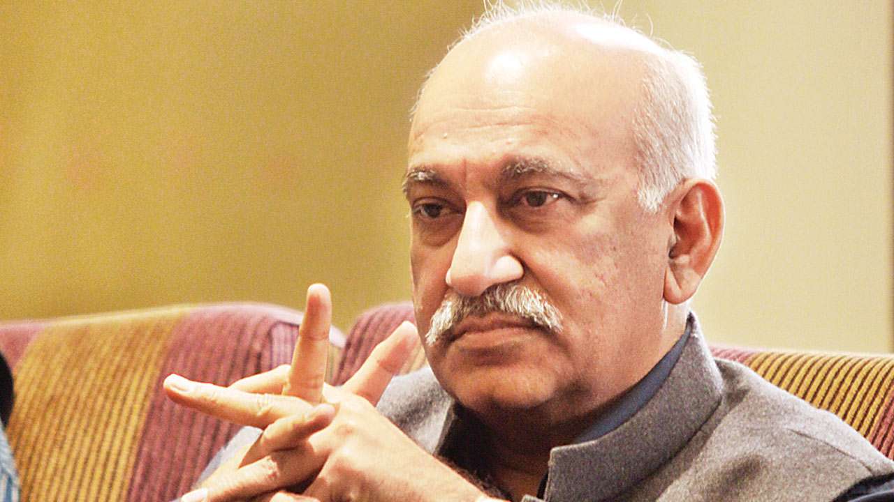 आरोप 15 महिलाओं का तो मानहानि का मुकदमा एक पर क्यों..? आरोप 15 महिलाओं का तो मानहानि का मुकदमा एक पर क्यों..?