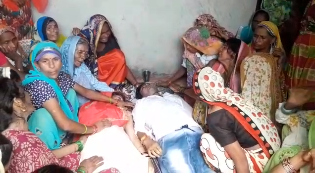 राखी बांधकर वापस आने के बाद पति पत्नी ने की आत्महत्या राखी बांधकर वापस आने के बाद पति पत्नी ने की आत्महत्या
