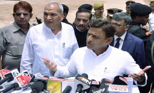 सीएम अखिलेश का बड़ा एक्शन, SSP, SP सिटी, CO सिटी, इंस्पेक्टर सस्पेंड किये सीएम अखिलेश का बड़ा एक्शन, SSP, SP सिटी, CO सिटी, इंस्पेक्टर सस्पेंड किये