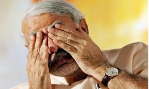 आसिफ़ा की हत्या और बलात्कार पर चुप्पी का नेता कौन है. आसिफ़ा की हत्या और बलात्कार पर चुप्पी का नेता कौन है.
