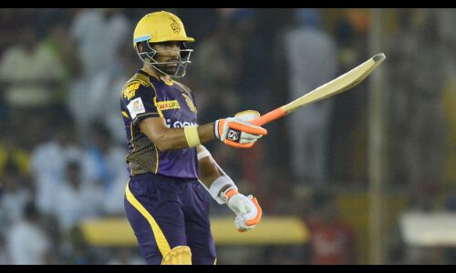 IPL11: आईपीएल का अठारवाँ मैच हुआ शुरू, पंजाब ने टॉस जीत कर गेंदबाज़ी का फैसला किया.