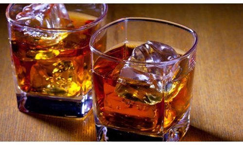 ये क्या, जिलाधिकारी कार्यालय में शराब पार्टी, 3 गिरफ्तार ये क्या, जिलाधिकारी कार्यालय में शराब पार्टी, 3 गिरफ्तार