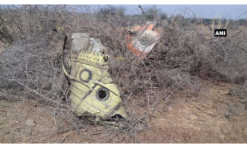 गुजरात : कच्छ में वायुसेना का जगुआर एयरक्राफ्ट क्रैश, पायलट संजय चौहान शहीद! गुजरात : कच्छ में वायुसेना का जगुआर एयरक्राफ्ट क्रैश, पायलट संजय चौहान शहीद!