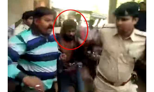 सिर्फ 23 दिन में फैसला: इंदौर में 4 महीने की बच्ची से दुष्कर्म और हत्या के केस में दोषी को फांसी की सजा सिर्फ 23 दिन में फैसला: इंदौर में 4 महीने की बच्ची से दुष्कर्म और हत्या के केस में दोषी को फांसी की सजा
