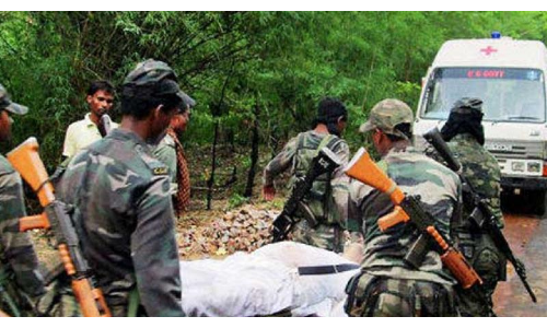 छत्तीसगढ़ः दंतेवाड़ा में IED विस्फोट में 6 जवान शहीद, 1 घायल छत्तीसगढ़ः दंतेवाड़ा में IED विस्फोट में 6 जवान शहीद, 1 घायल