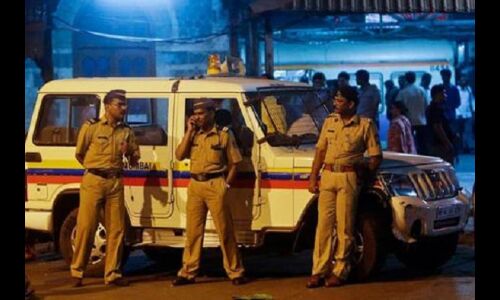 महाराष्‍ट्र के अहमदनगर में कुरियर के पार्सल में धमाका, दो लोग घायल, जांच में जुटी पुलिस