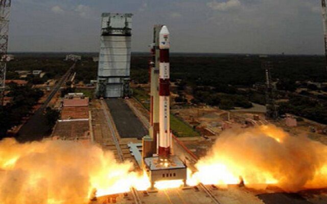 GSLV मार्क-3 सफलतापूर्वक लांच, अब अंतरिक्ष में इंसान भेज सकेगा भारत