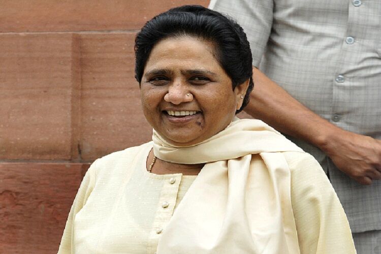 बसपा ने दिया कांग्रेस और सपा को बड़ा झटका, 4 विधायक हुए शामिल बसपा ने दिया कांग्रेस और सपा को बड़ा झटका, 4 विधायक हुए शामिल