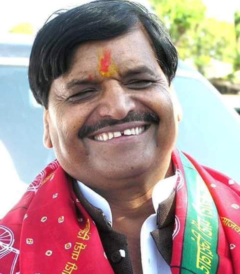 शिवपाल यादव ने फिर दे दिया अखिलेश पर ऐसा बयान, सुनकर हैरान हुए समर्थक शिवपाल यादव ने फिर दे दिया अखिलेश पर ऐसा बयान, सुनकर हैरान हुए समर्थक