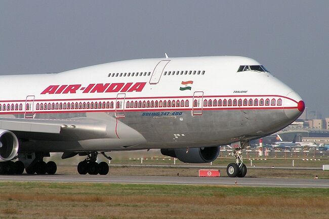 एयर इंडिया का नया नियम, अब फ्लाइट में इन सीटों के लिए देना होगा ज्यादा पैसा