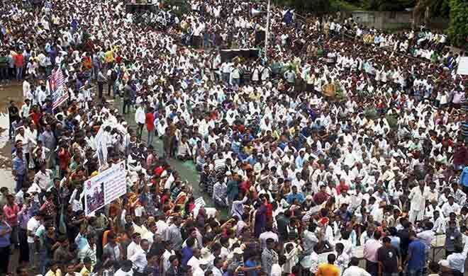अहमदाबाद दलित रैली :दलितों ने कहा अब हमें दो बन्दूक