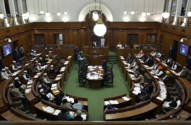 आप विधायकों का विधानसभा स्पीकर से अजीबो-गरीब डिमांड आप विधायकों का विधानसभा स्पीकर से अजीबो-गरीब डिमांड